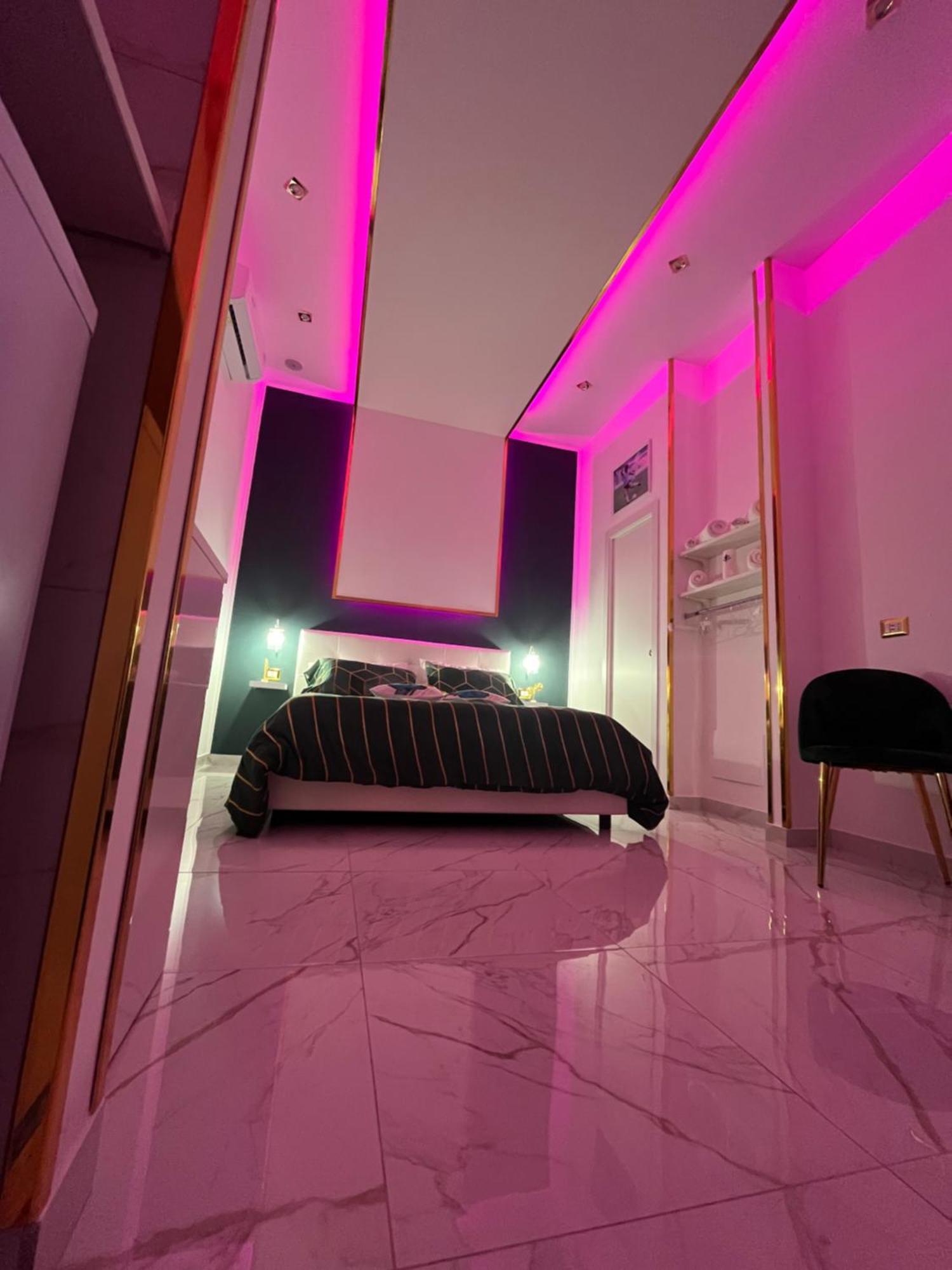 Apartamento Regina House Nápoles Exterior foto